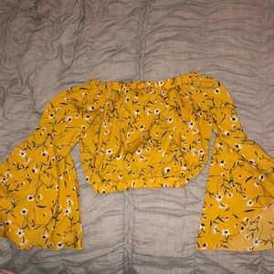 Long sleeve mustard yellow crop top